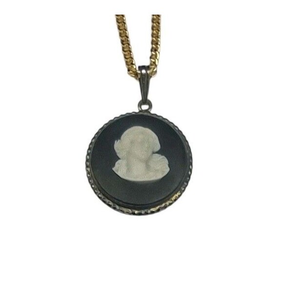 Wedgwood Jewelry - WEDGWOOD Vintage Jasperware Cameo Pendant w/ Sterling Frame